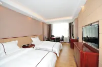 Home Inn Huayi Hotel (Daqing West Railway Station Kunlun Tangren Center) - Parking