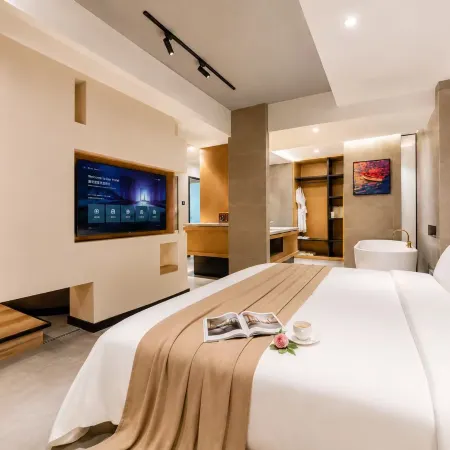 Xinghui E-Sports Hotel (Weifang)