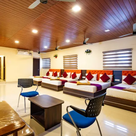 Sree Kumaran Residence