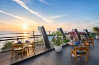 The Kuta Beach Heritage Hotel - Managed by Accor - Rooftop Pools