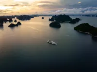La SEN of the Bay Cruises - spa