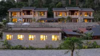 Luzhaishanji Rainforest Resort Community (Lancang) - parcheggio
