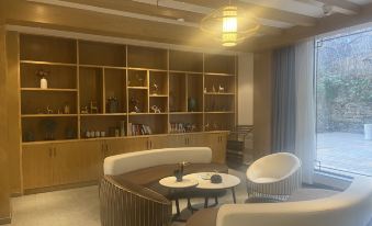 Homestays outside the window