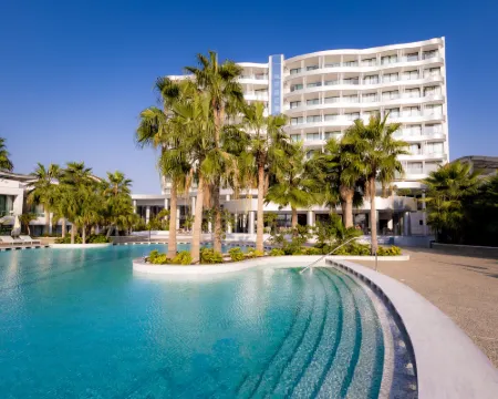 Radisson Beach Resort Larnaca Hotels in Voroklini