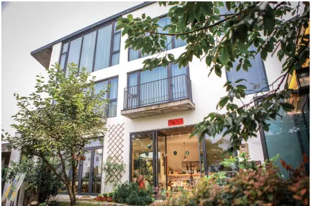 Tao House Отели рядом с достопримечательностью «Wenchang Pavilion»