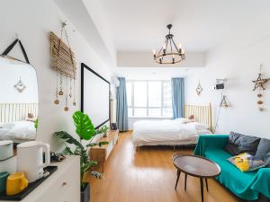 Shell Boutique Apartment