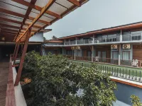 Lanta Ray Bay Hotel Hotels near Mai Kaew