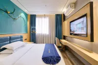 Tumo Feiyue Time Hotel (Dazhou Railway Station Tiejian Square Store)