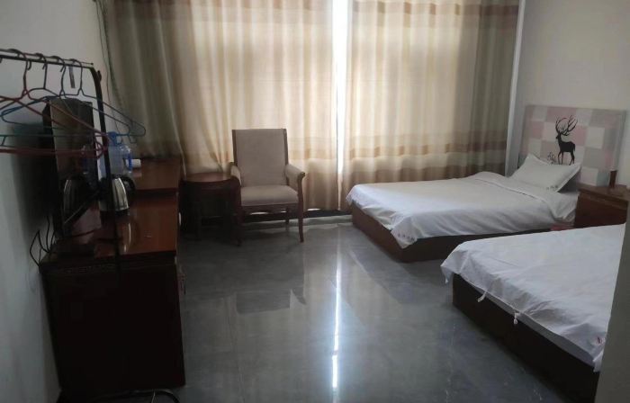 Longming Nanhua Apartment