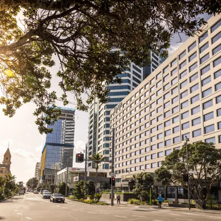M Social Hotel Auckland Отели рядом с достопримечательностью «Норт Хед»