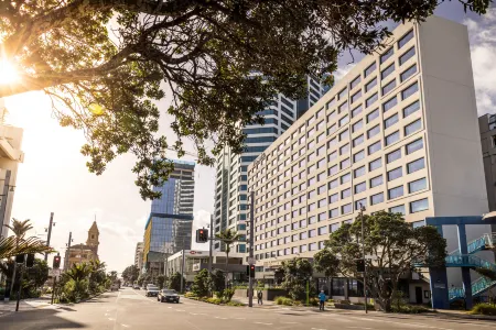 M Social Auckland Отели рядом с достопримечательностью «Девонпорт Музеум»