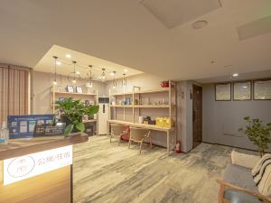 Yunzhu service apartment (Nanjing Longjiang subway station store)