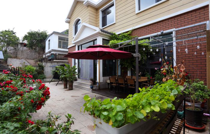 Floral Hotel·Jingshui Shanju hotel (Yesanpo Bailixia Scenic Area)