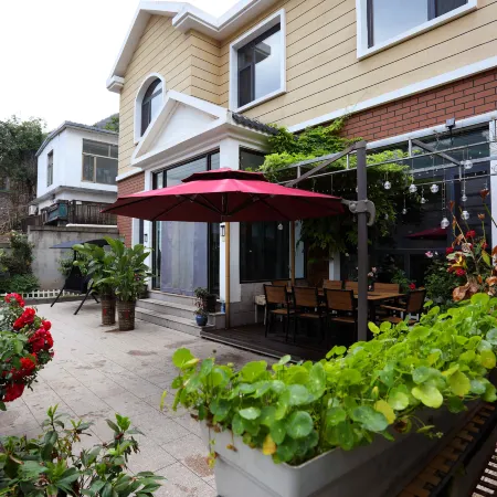 Floral Hotel·Jingshui Shanju hotel (Yesanpo Bailixia Scenic Area)