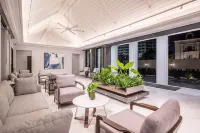 Manhattan Pattaya Hotel - Airport Shuttle