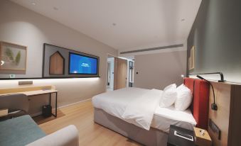 Campanile Hotel (Weihai Film and Television City North High-speed Railway Station)