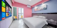 Terry Hotel - Family Suite - 2-Room (Air Conditioner)