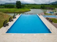 Grand New Century Nanshan Heyuan Hot Spring Resort - Romantic