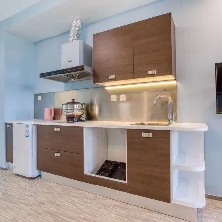 Whale xi Seaview Apartment (Shanhai Square Magic Hot Spring Branch)