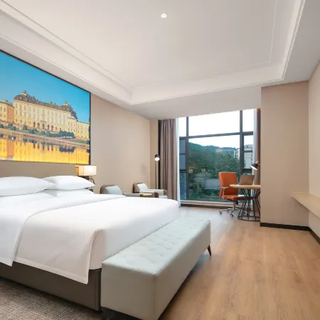 Vienna International Hotel (Guidong)