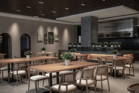 Kurdenin·Spruce Hotel Отели рядом с достопримечательностью «Kurding Tourism and Cultural Museum»