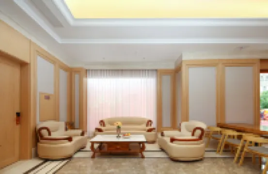 Vienna Hotel (Chengdu Jintang Huaizhou New Town)