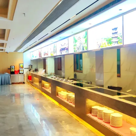 Golden Star Select Hotel (Quanzhou West Street Bell Tower)
