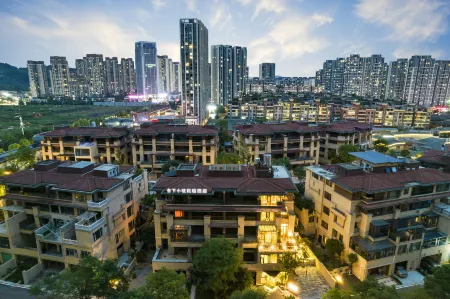 Shexia Xiaozhu Homestay (Zunyi Poly Future City Branch) Отели рядом с достопримечательностью «Zunyi Ocean World»