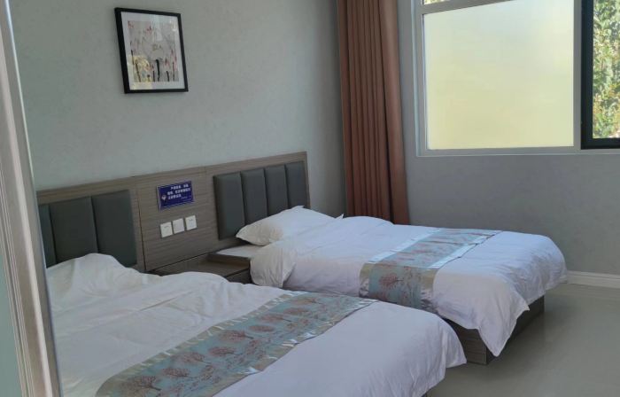 Weishan Island Yuxiang Yashe Homestay (Weishan Island Tourist Area)