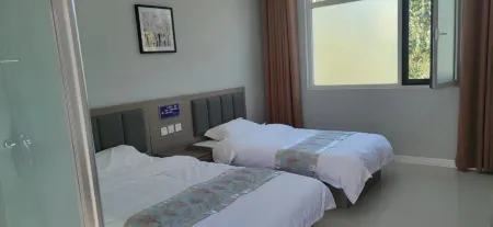 Weishan Island Yuxiang Yashe Homestay Отели в г. Вейшань