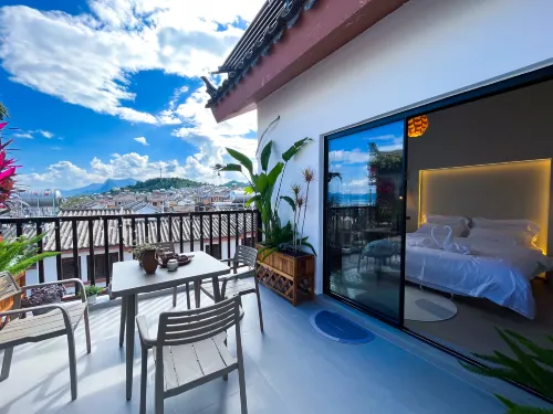 Fuxian Lake Harbour Jiayuan Inn (Guanglong Town) - พร้อมระเบียง
