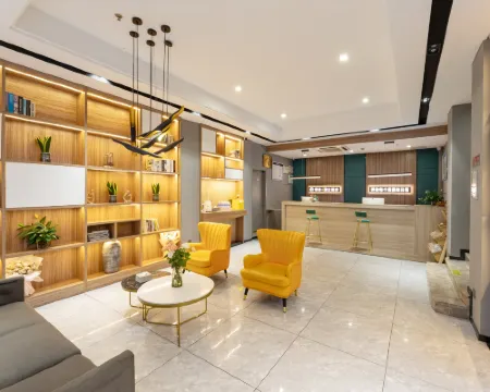 Jifen Qingchen Hotel (Lishui Wandi Plaza People's Hospital) Hotels in Lishui