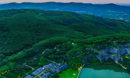 WYNDHAM GRAND PLAZA ROYALE HOT SPRINGS RESORT LIYANG