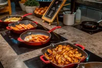 New World Langfang Hotel - breakfast