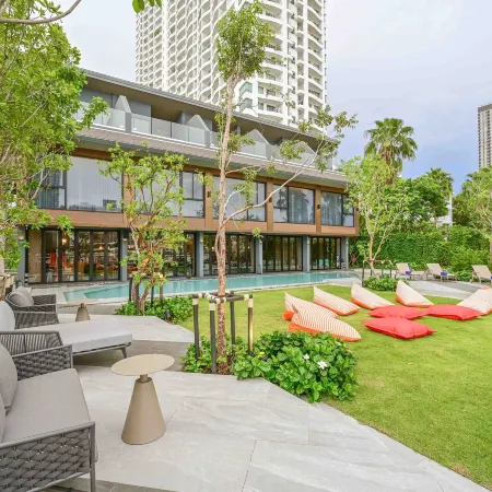 Ten Six Hundred, Chao Phraya, Bangkok by Preference Отели рядом с достопримечательностью «Asiatique - Набережная»