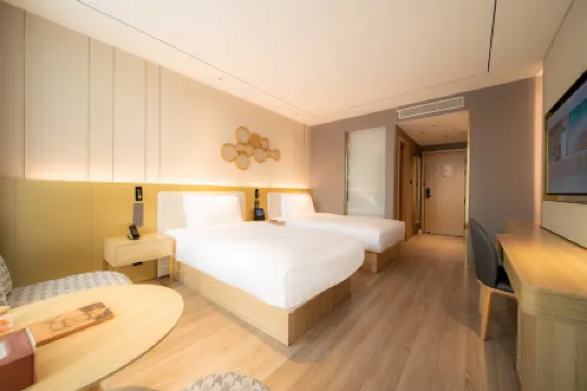 Orange Hotel (Sanmenxia South Railway Station Branch)