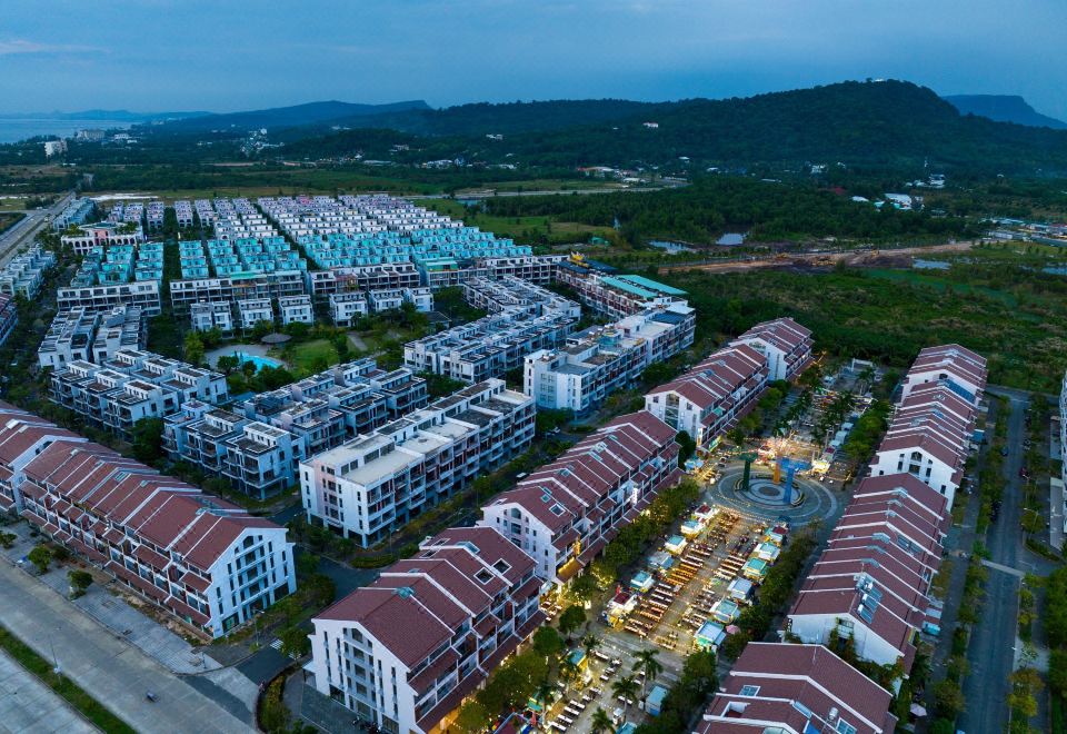 Luxy Park Hotel & Apartments - MTown