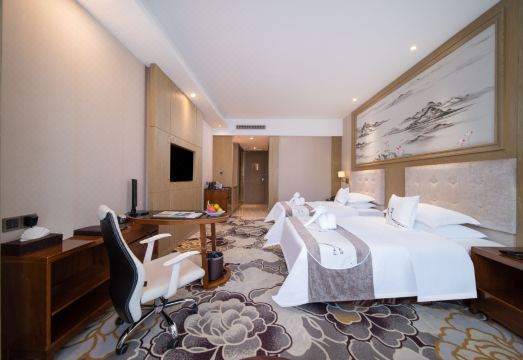 페렝크 호텔 외관 및 객실