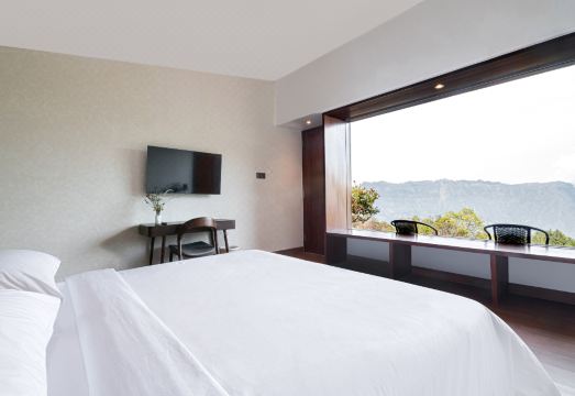 아르토텔 캐빈 브로모 썸네일