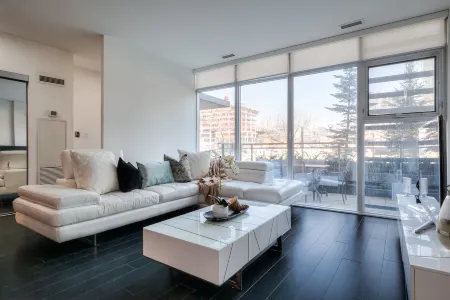 Holiday Boutique Suites