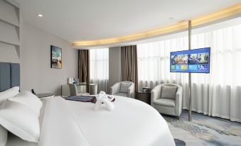 Yuelai Zhuzhou Hotel (Railway Station Clothing Market)