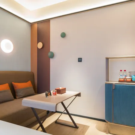 Orange Hotel (Hangzhou tonglu fu Chunjiang Branch)