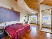 Xinleyuan Leisure Farm House Hotels near Hehuan Mountain (Hehuanshan)