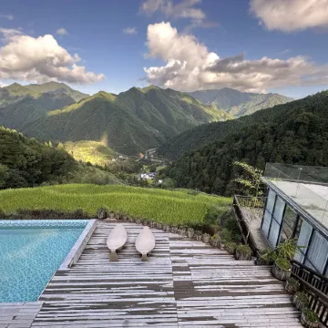 Yisu Yuntai Juzhu B&B (Qianjiangyuan National Park Taihuishan Observation Deck)