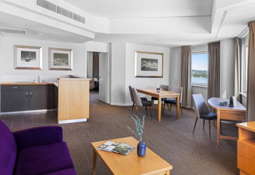 노보텔 퍼스 랭리