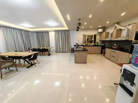 Rujia Chinese homestay