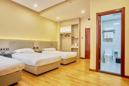 Harbin Gangcheng Hotel (Engineering University Subway Station)