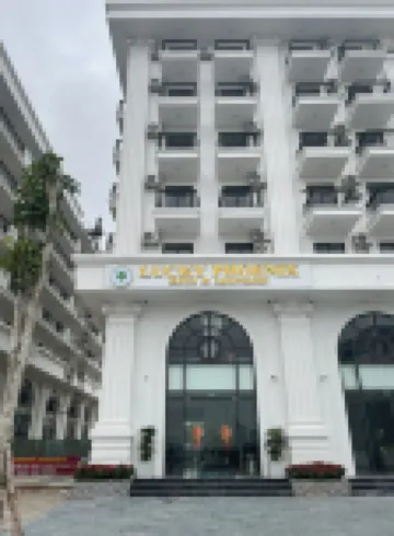 Lucky Phoenix Hotel & Apartment Hôtels à : Suối Hoa