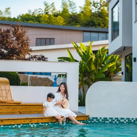 Jianyin Jianyin Design Resort (Huzhou Chang'er Giraffe Manor)