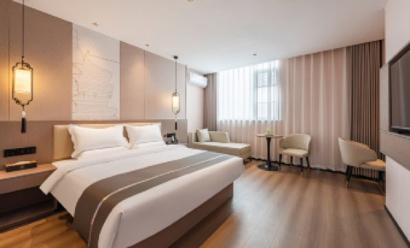 Huaju Hotel (Yangzhou Slender West Lake Wutinglong Toy City)